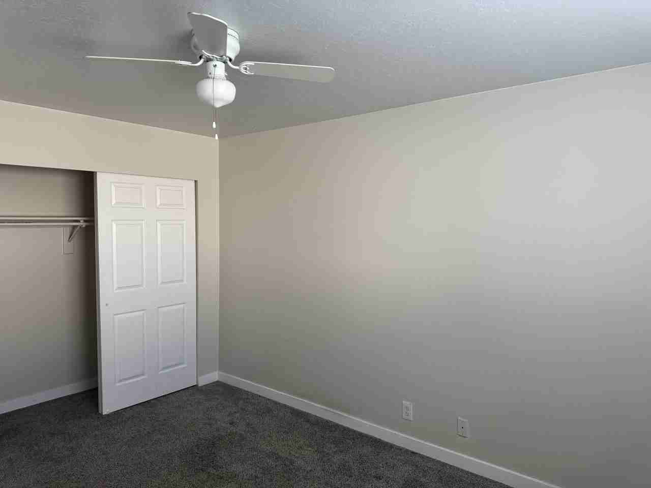 1431 Monroe Blvd #4 - Photo 4 of 10