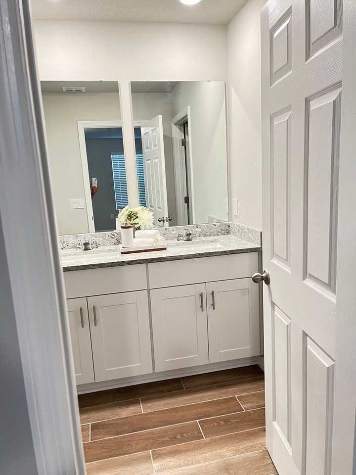 437 Legacy Loop - Photo 6 of 17