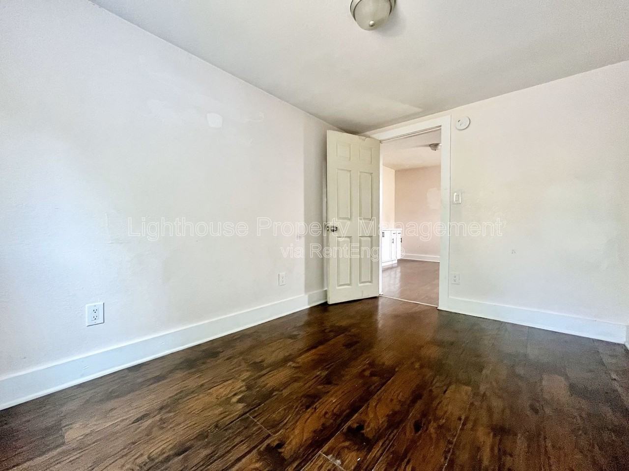 2825 Sanford St #2 - Photo 4 of 13
