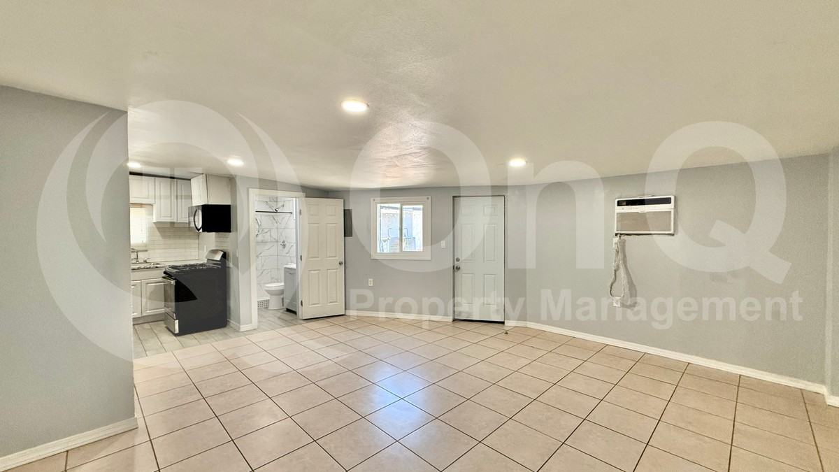 1836 E Hubbell St #6 - Photo 6 of 6