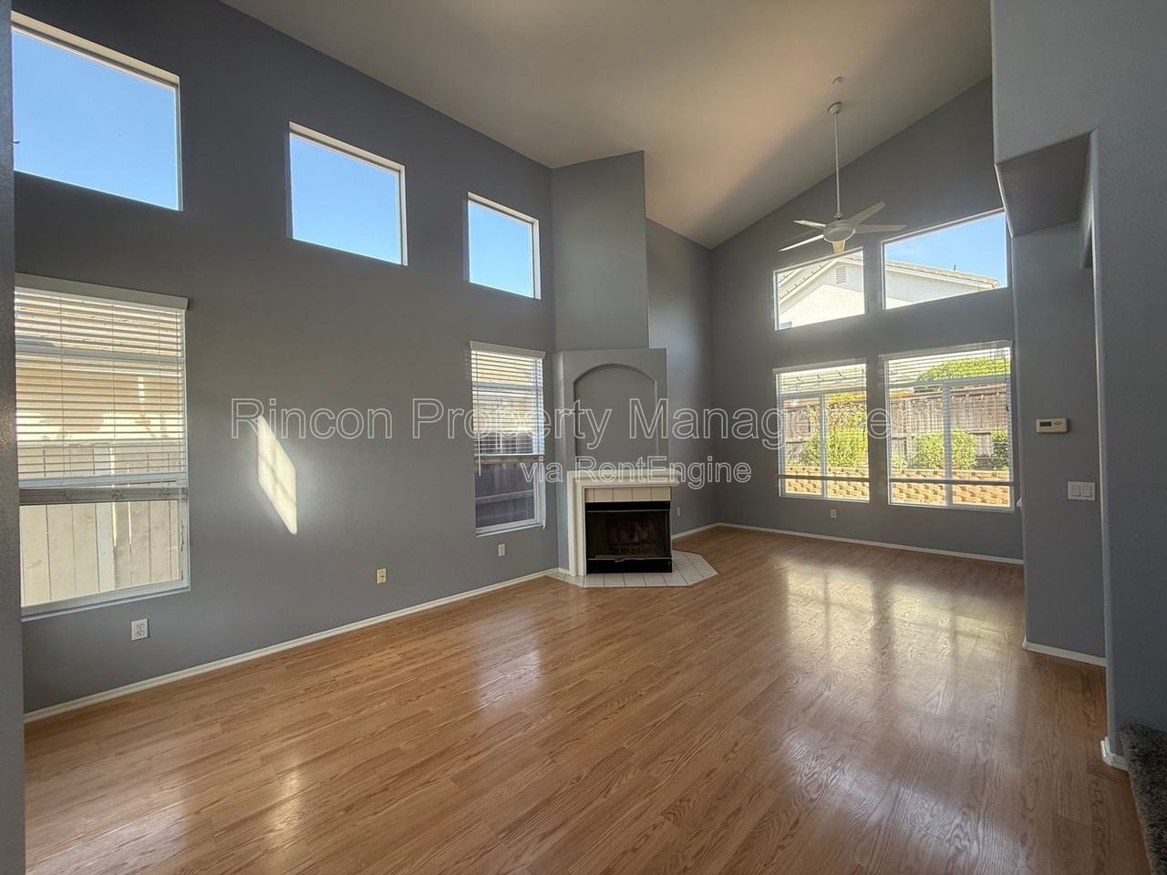 4729 Ellington St - Photo 2 of 19