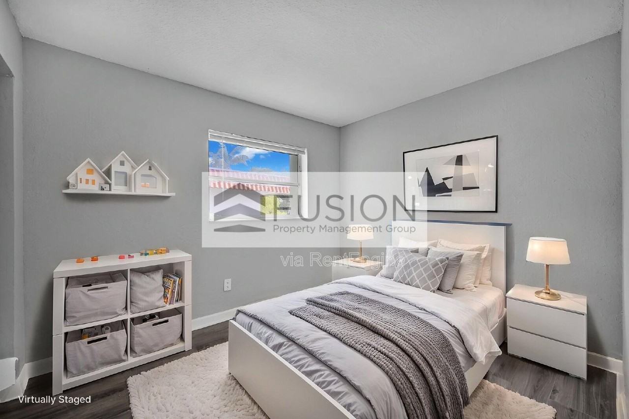 400 Nw 65th Ave #210 - Photo 4 of 17