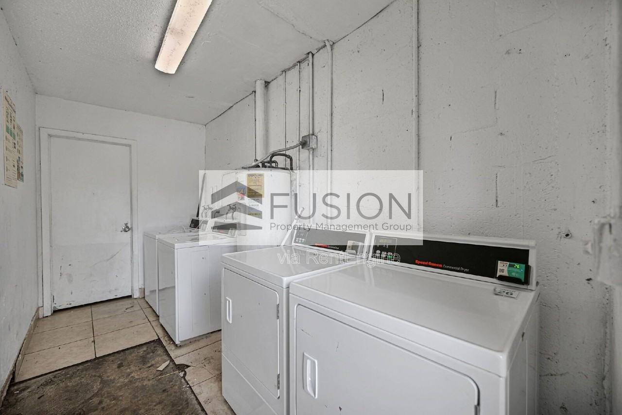 400 Nw 65th Ave #210 - Photo 6 of 17