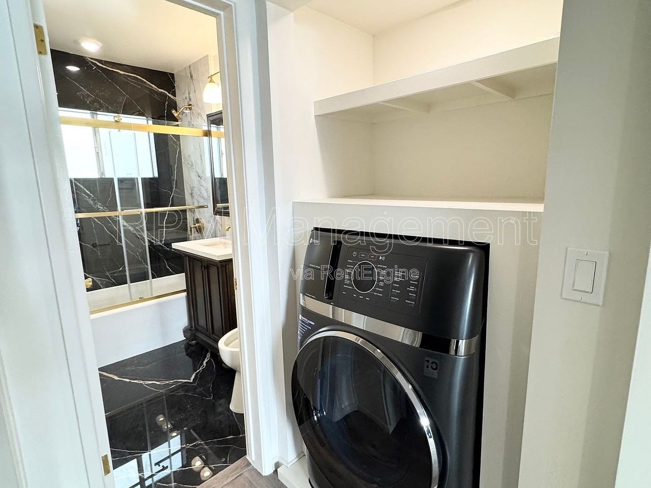 1138 9th St #B - Photo 7 of 10