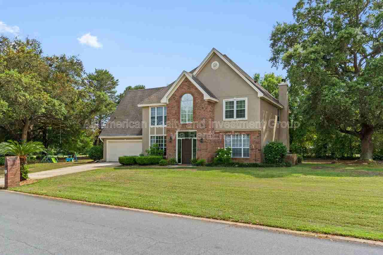 850 The Masters Blvd - Photo 2 of 30