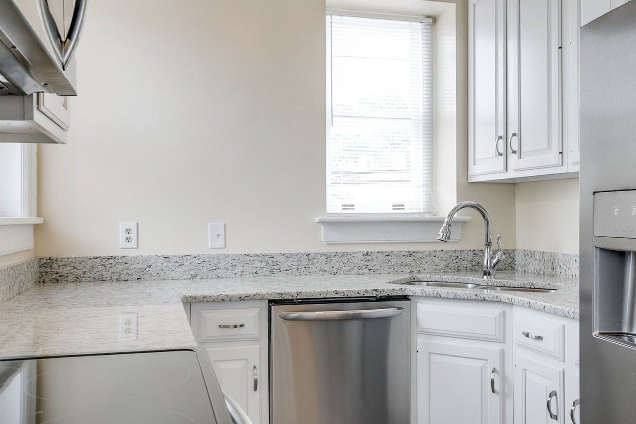 2604 Monument Ave #C - Photo 2 of 27