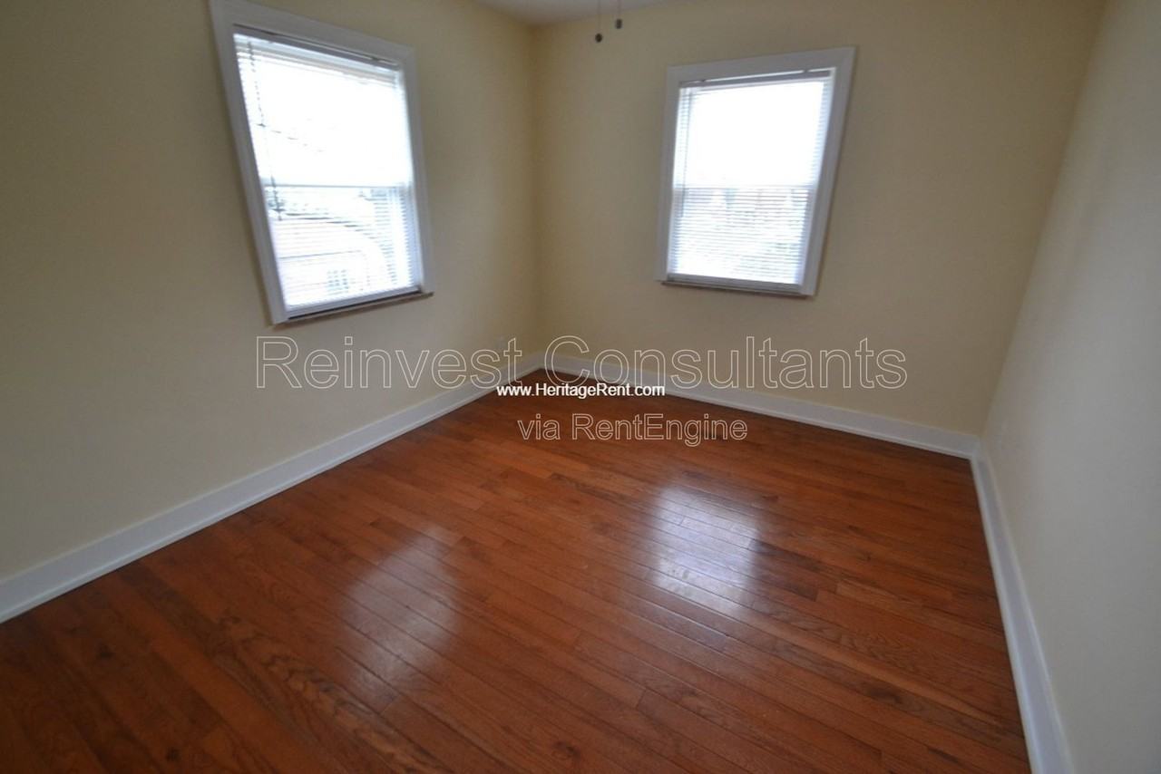 6941 Mulberry St #3 - Photo 6 of 10