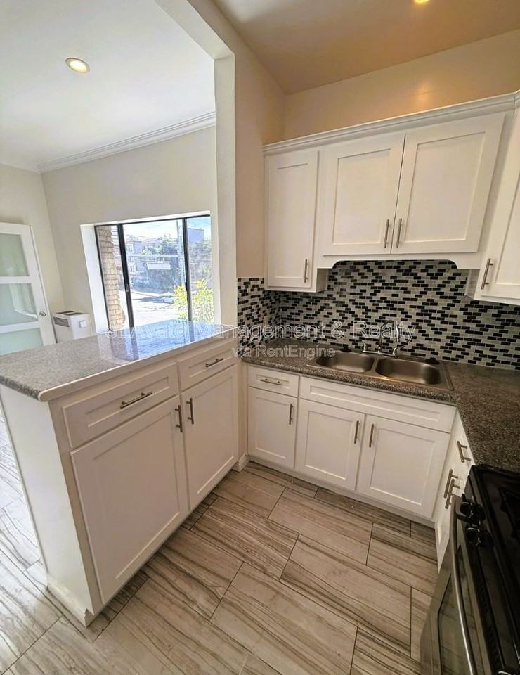 770 S Boyle Ave #107 - Photo 4 of 25