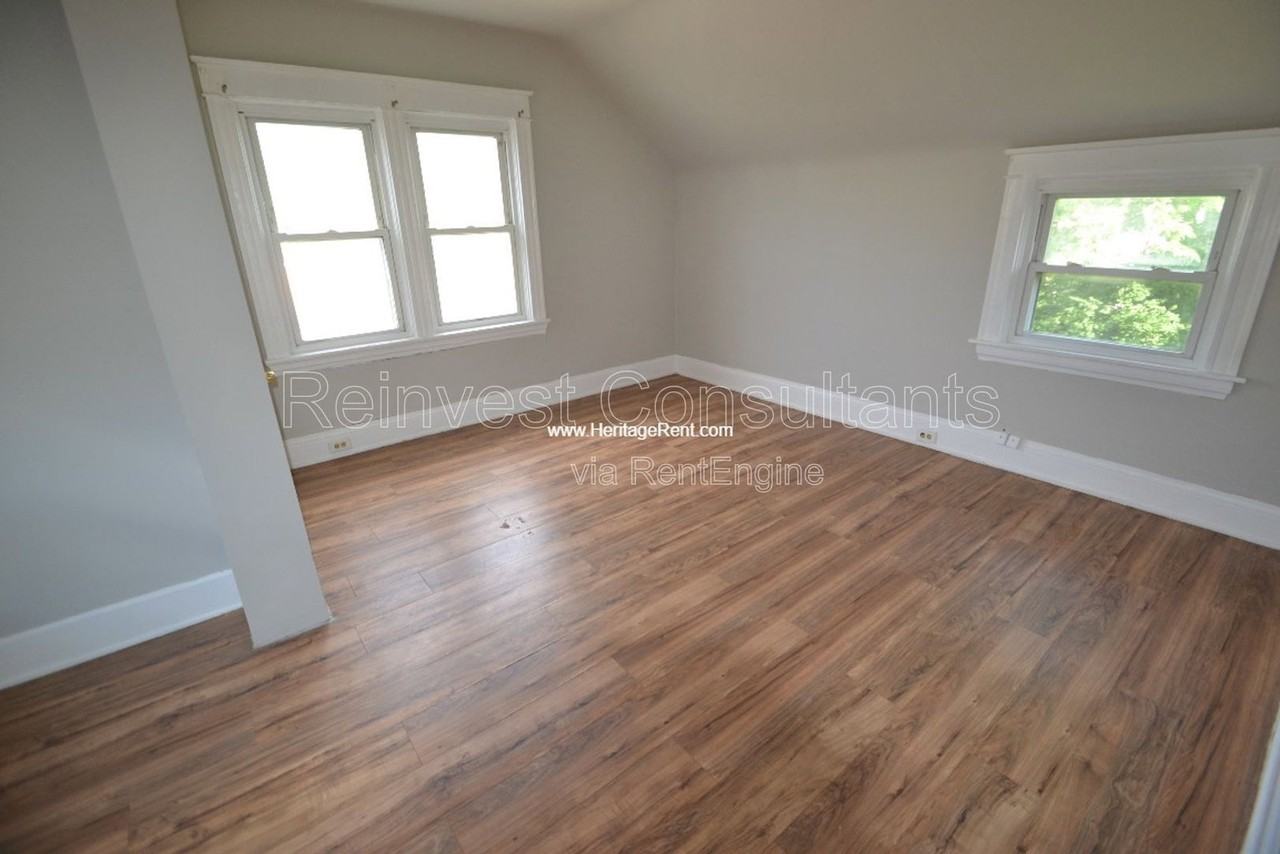 1658 Iliff Ave - Photo 6 of 11