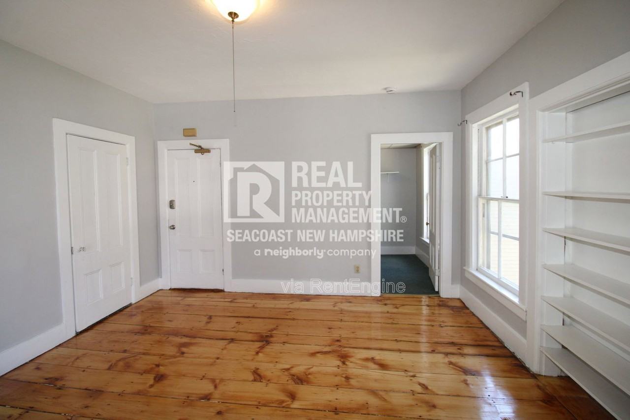 40 Grove St #3 - Photo 3 of 18
