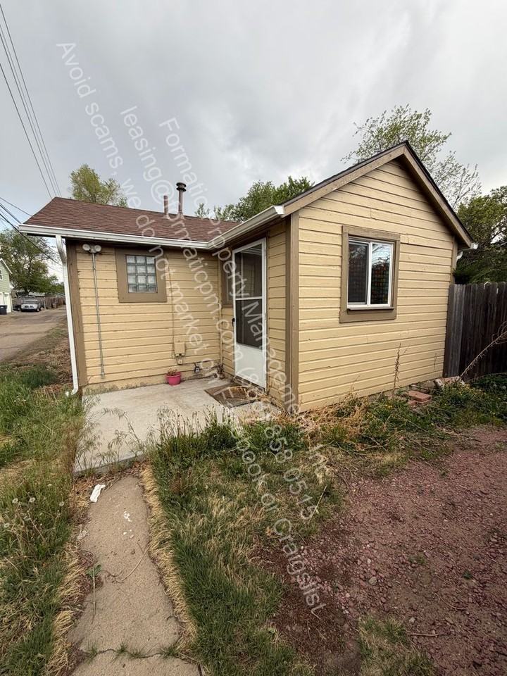 4360 Fenton St