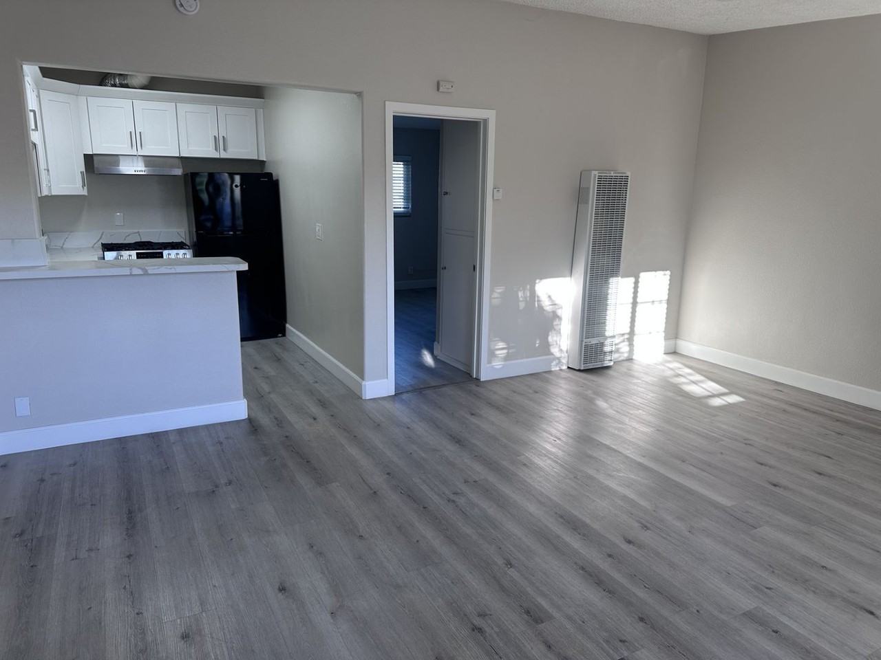 2119 E Westport Dr #7 - Photo 4 of 12