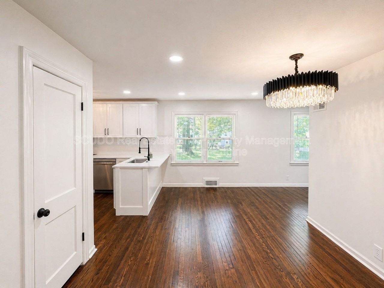 6720 Holmes Rd - Photo 7 of 18