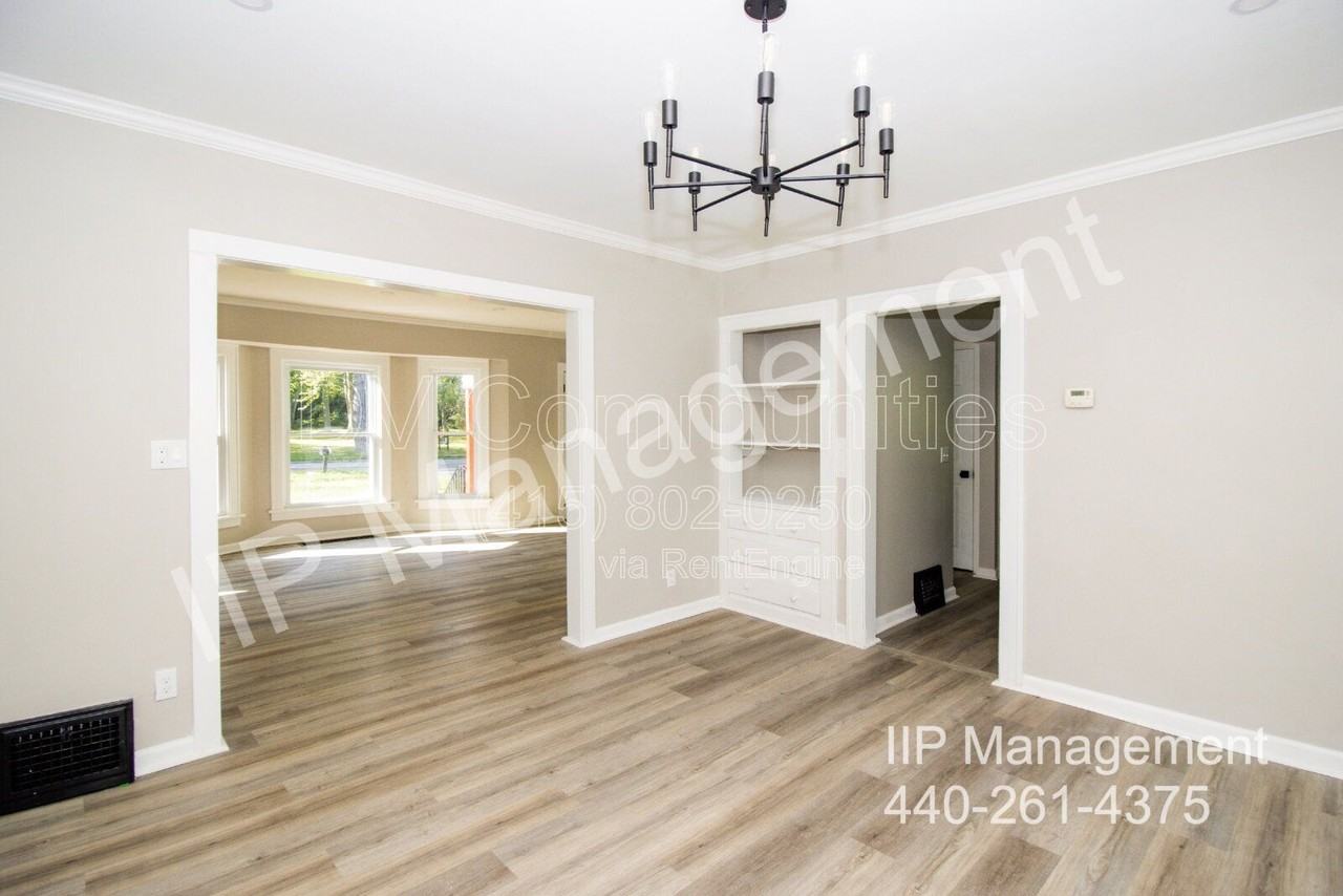 29396 Detroit Rd - Photo 5 of 29