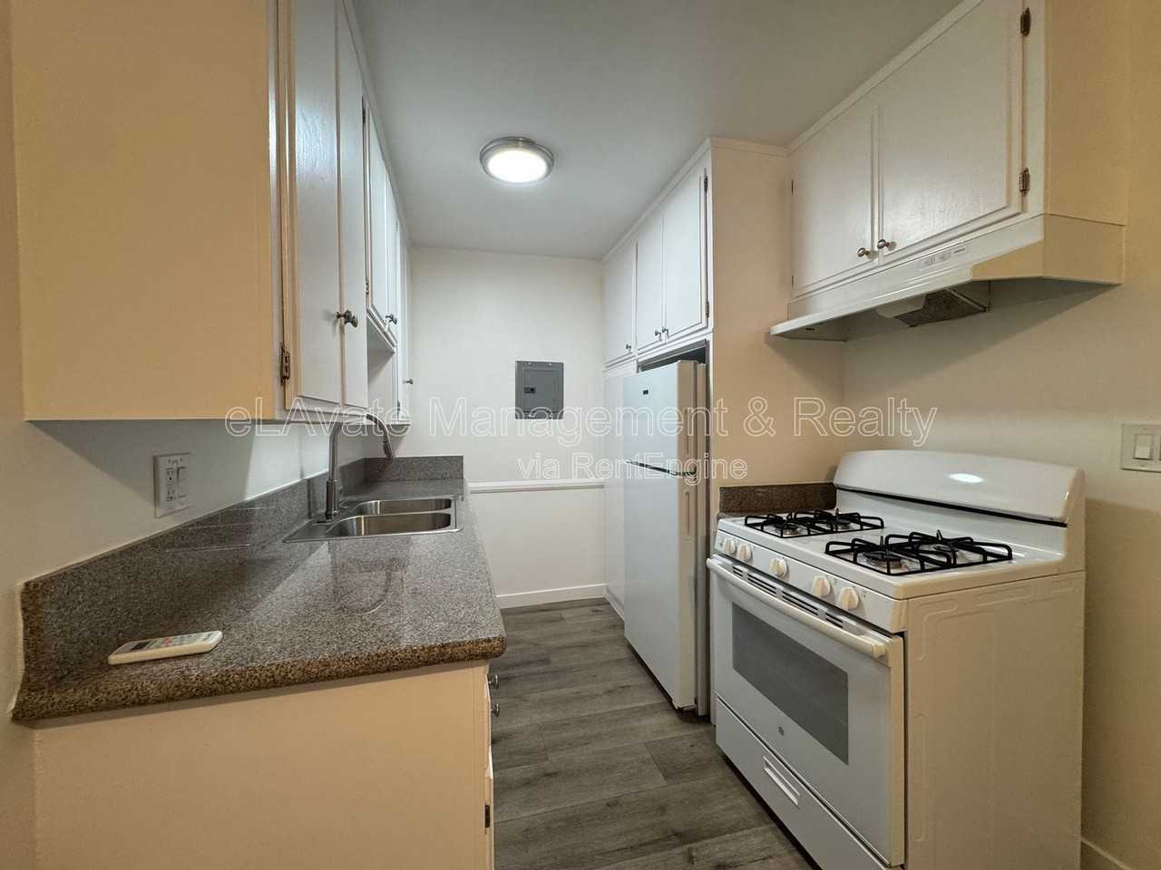6415 Rosemead Blvd #51 - Photo 4 of 17