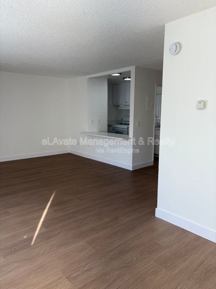 6815 Kelvin Ave #102 - Photo 3 of 24