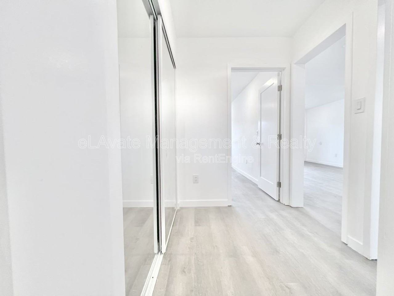 3900 Nicolet Ave #34 - Photo 6 of 10
