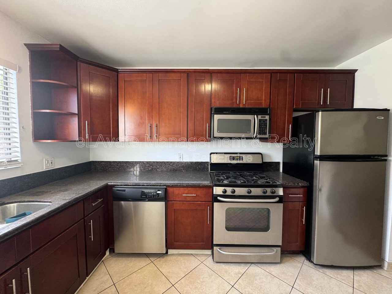 12157 Chandler Blvd #04 - Photo 2 of 24