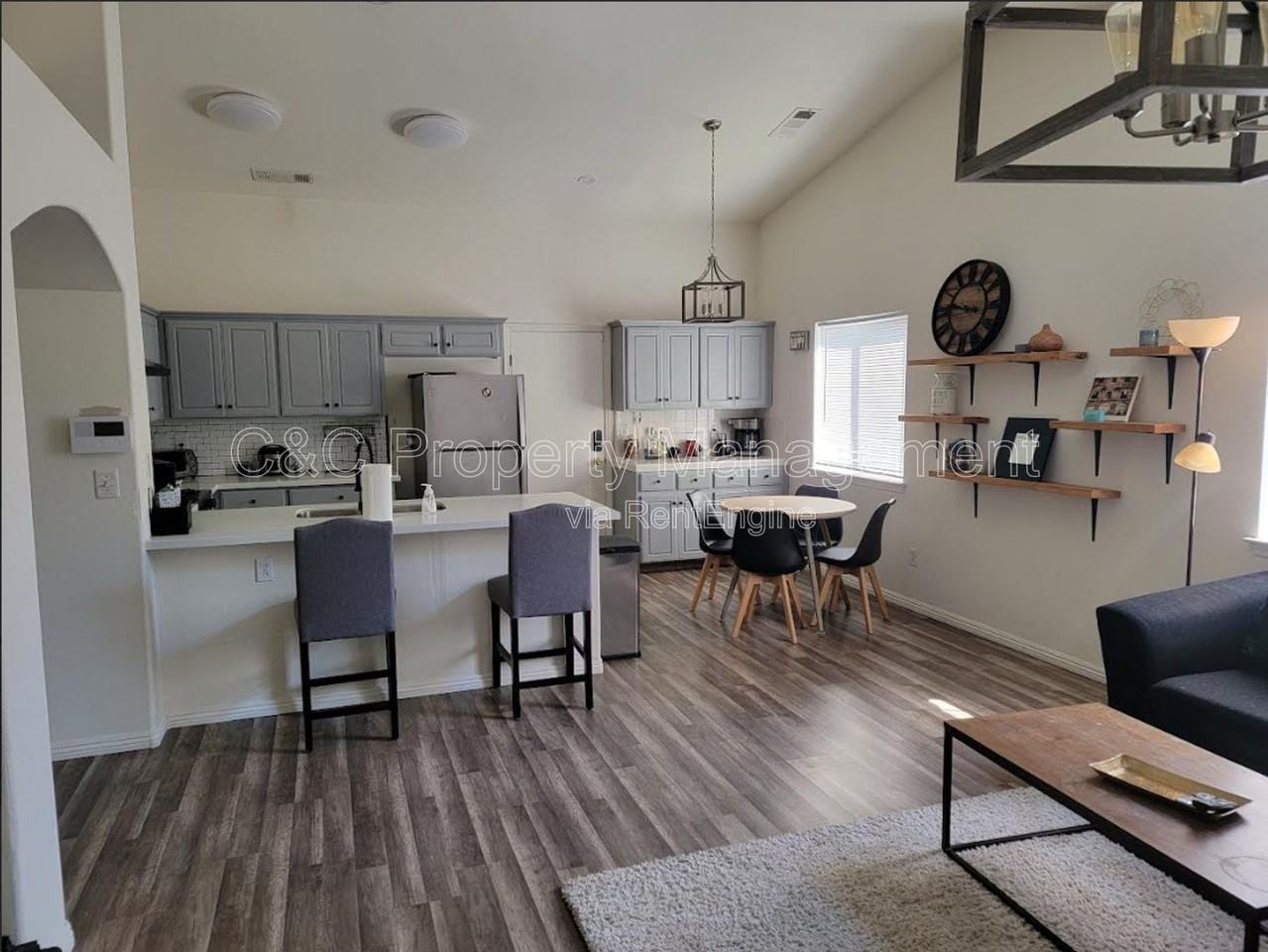 3935 E Laurel Ct - Photo 5 of 5