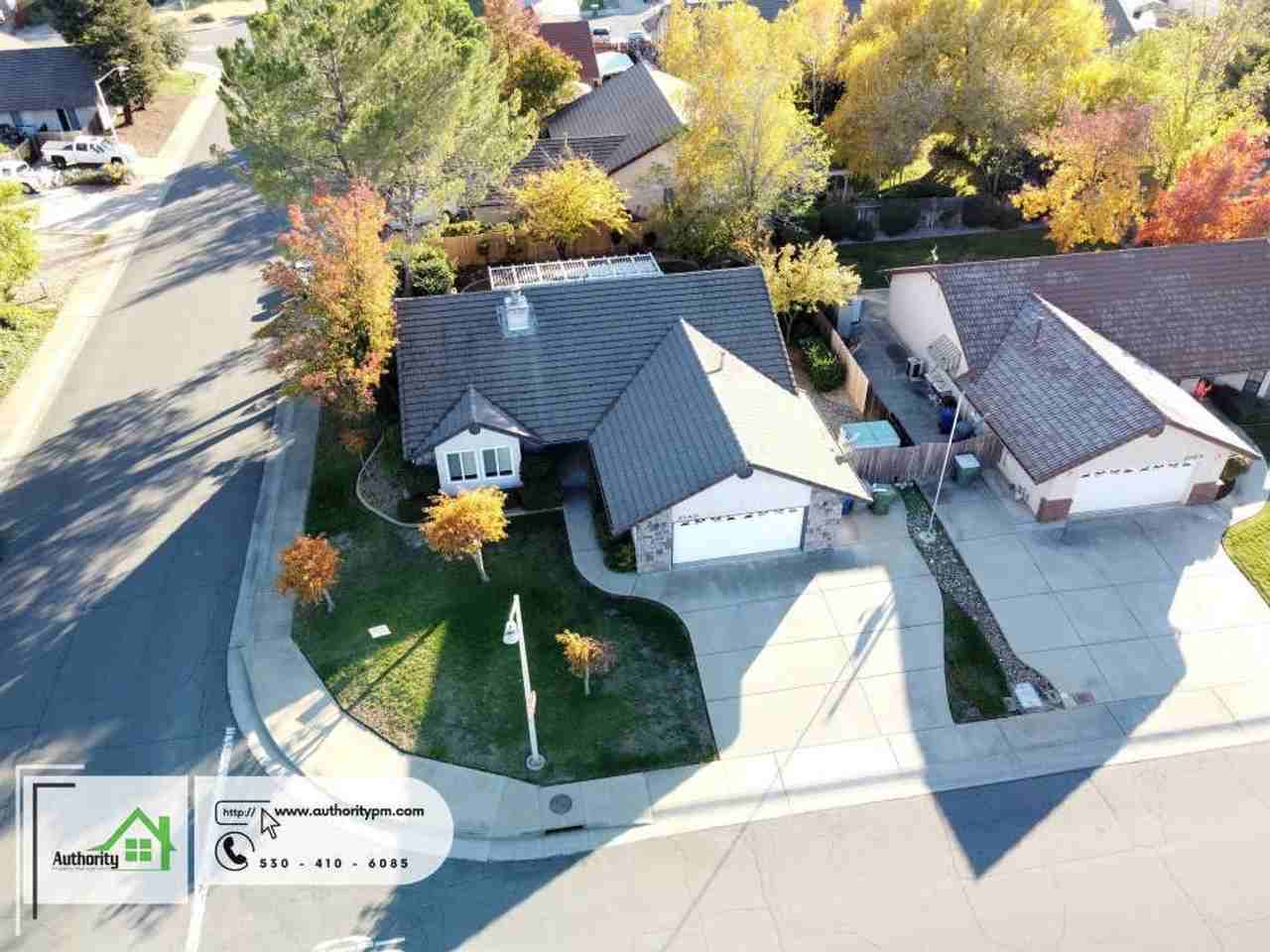 2169 Sophy Pl - Photo 3 of 31
