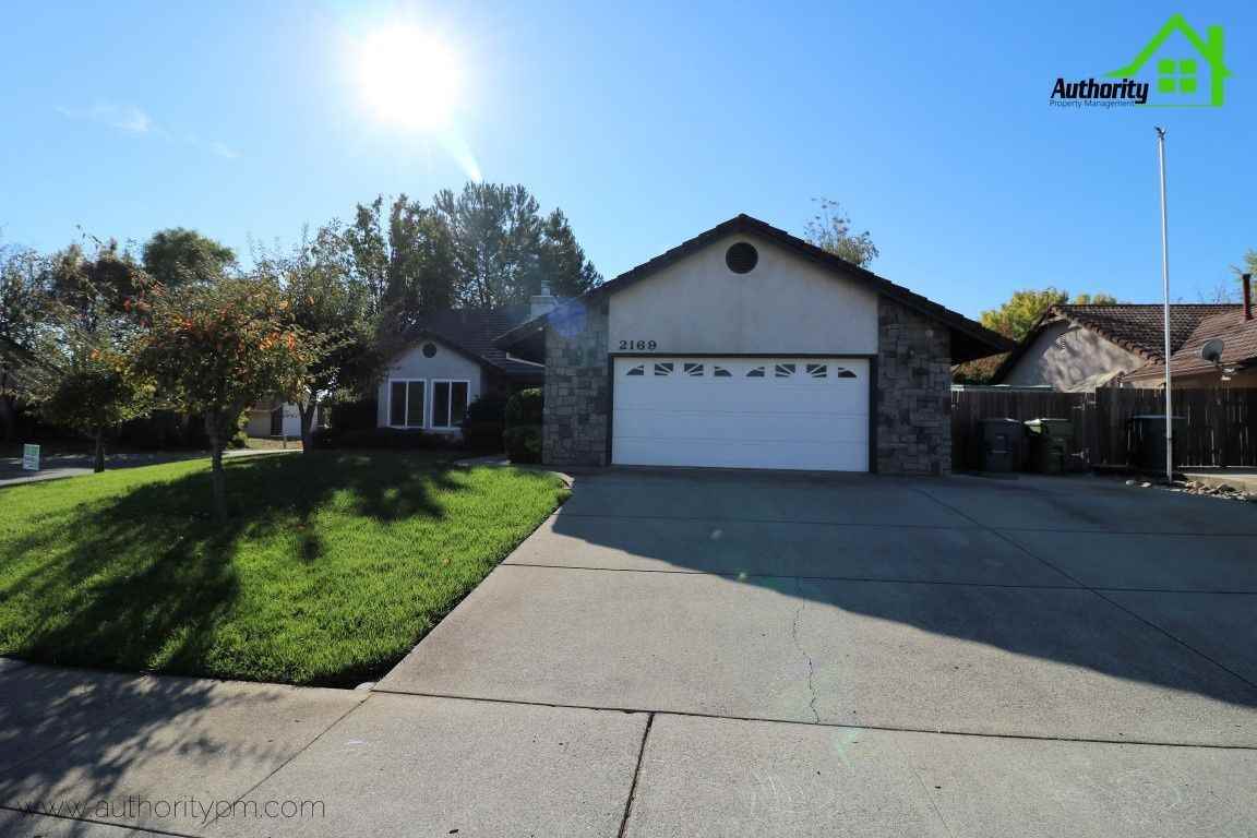 2169 Sophy Pl - Photo 5 of 31