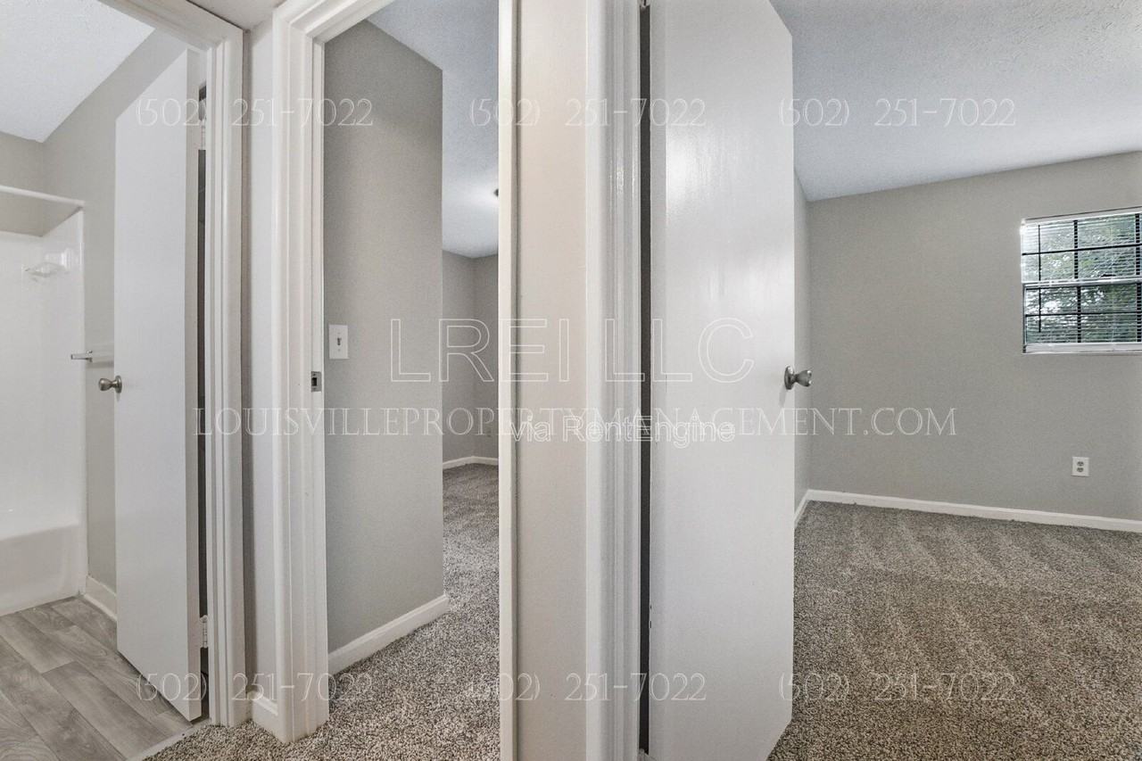 3105 Fordhaven Rd #3 - Photo 5 of 12