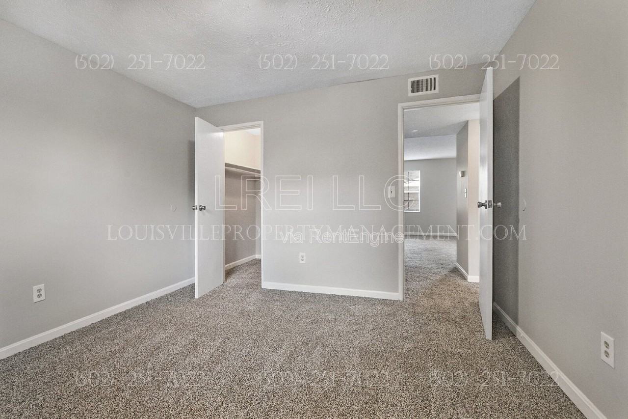 3105 Fordhaven Rd #3 - Photo 6 of 12
