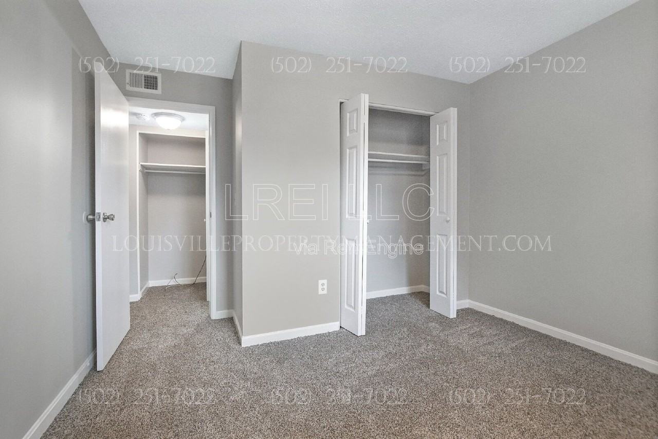3105 Fordhaven Rd #3 - Photo 7 of 12