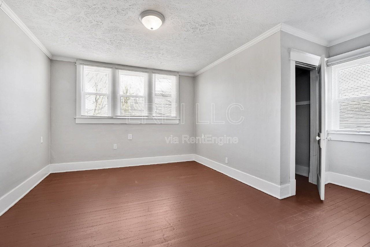 3420 W Muhammad Ali Blvd #F - Photo 7 of 13