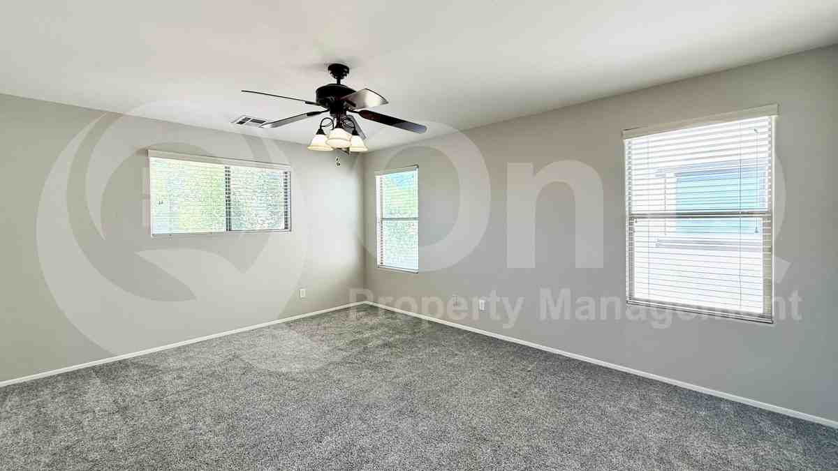 3450 E Terrace Ave - Photo 4 of 46