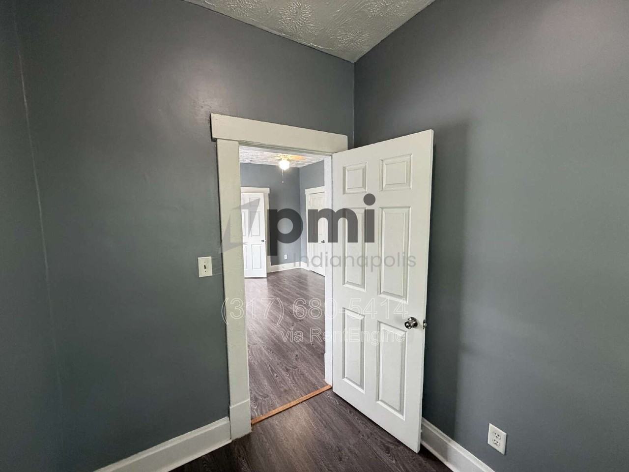 2564 Deming Ave - Photo 5 of 11