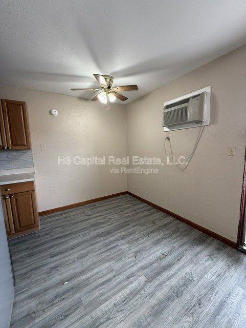1306 9th St #205 - Photo 3 of 8