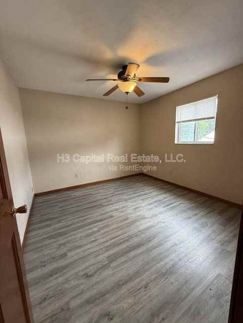 1306 9th St #205 - Photo 5 of 8