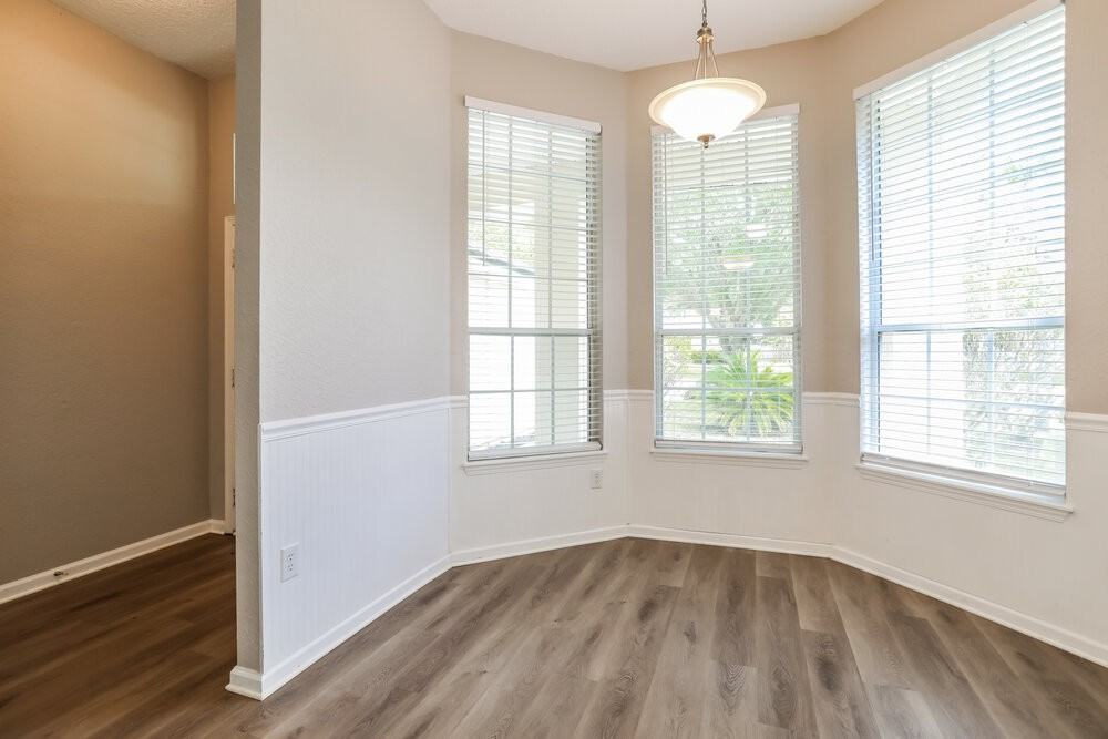 1306 Ardmore St - Photo 6 of 16