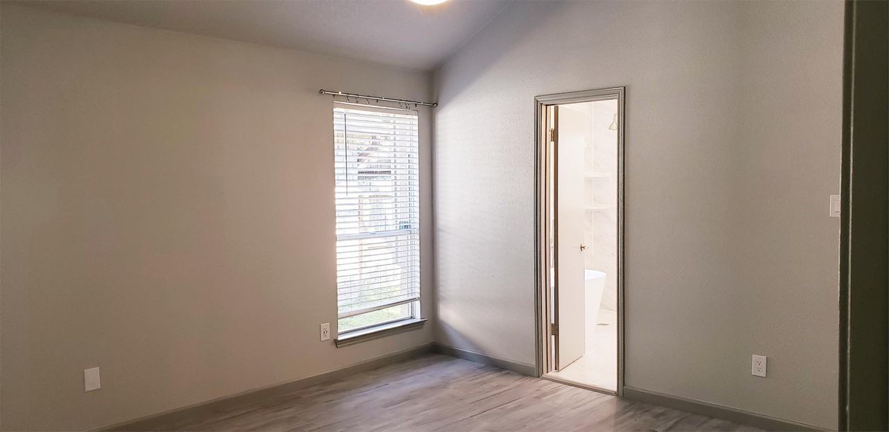 9210 Fishers Hill San Antonio, Tx - Photo 2 of 18