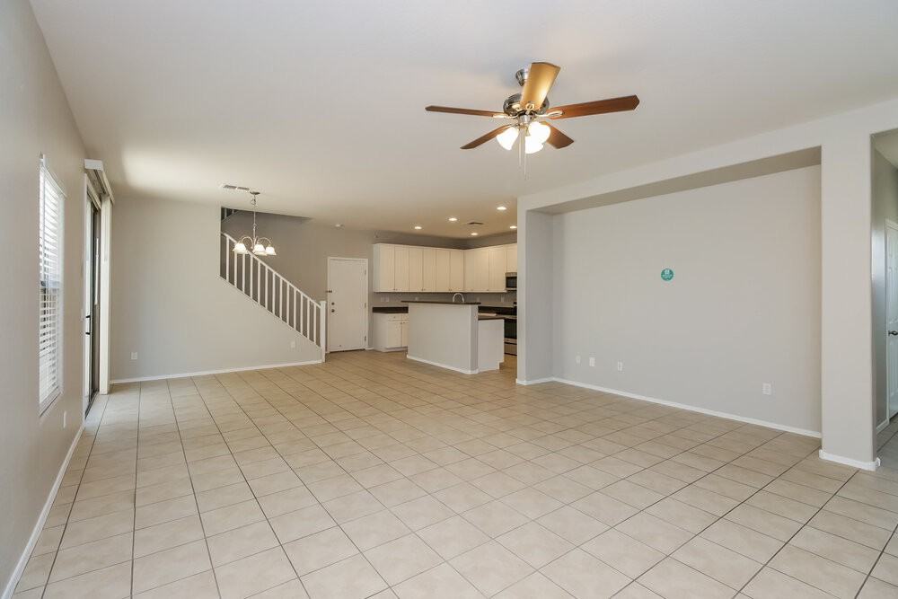 3829 E Kent Ave - Photo 5 of 17