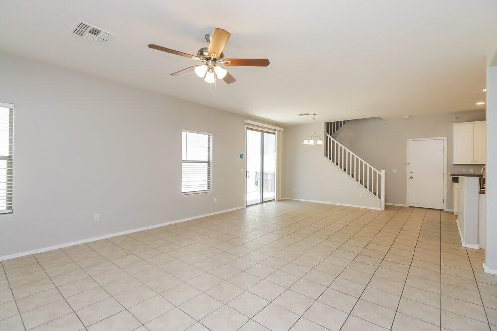 3829 E Kent Ave - Photo 6 of 17