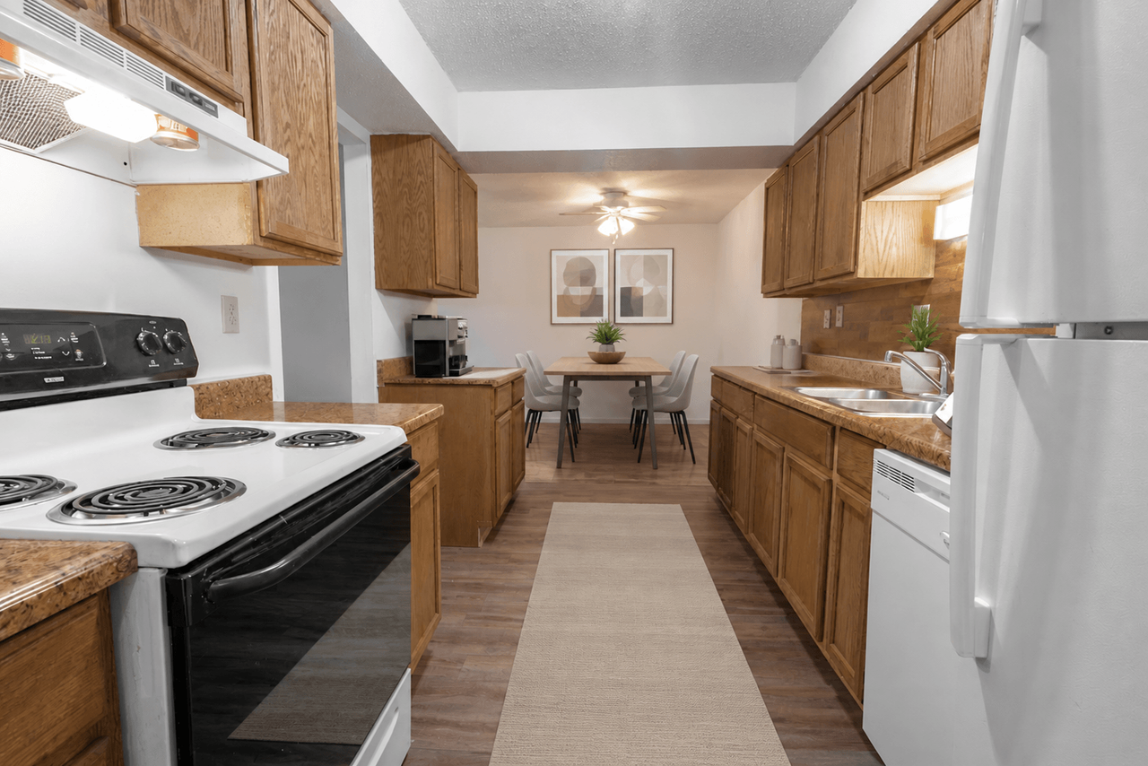 Candlewyck Apartments - Photo 2 of 50