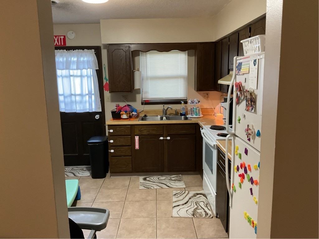 Casement Rd - Photo 2 of 10