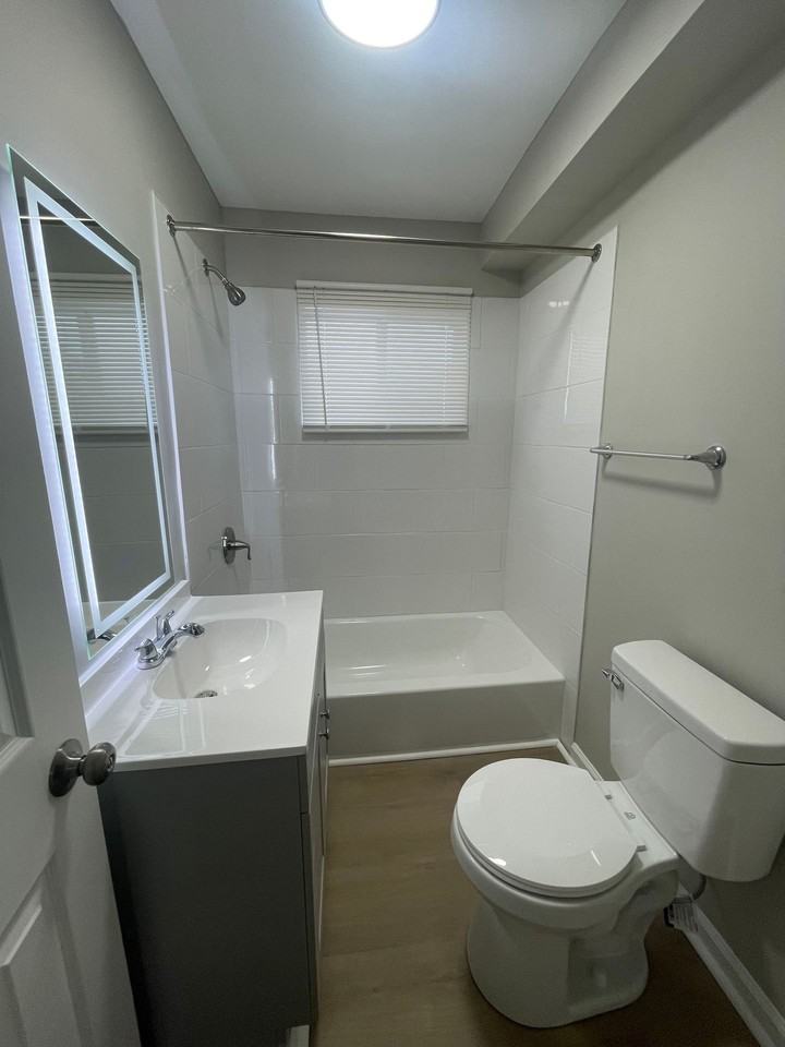 Live in Style at Bellagio East Living I: Convenient and Vibrant Community in Indianapolis - Photo 4 of 50