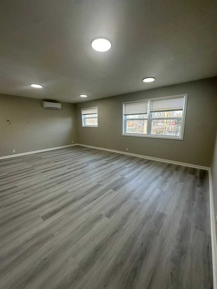 Live in Style at Bellagio East Living I: Convenient and Vibrant Community in Indianapolis - Photo 7 of 50