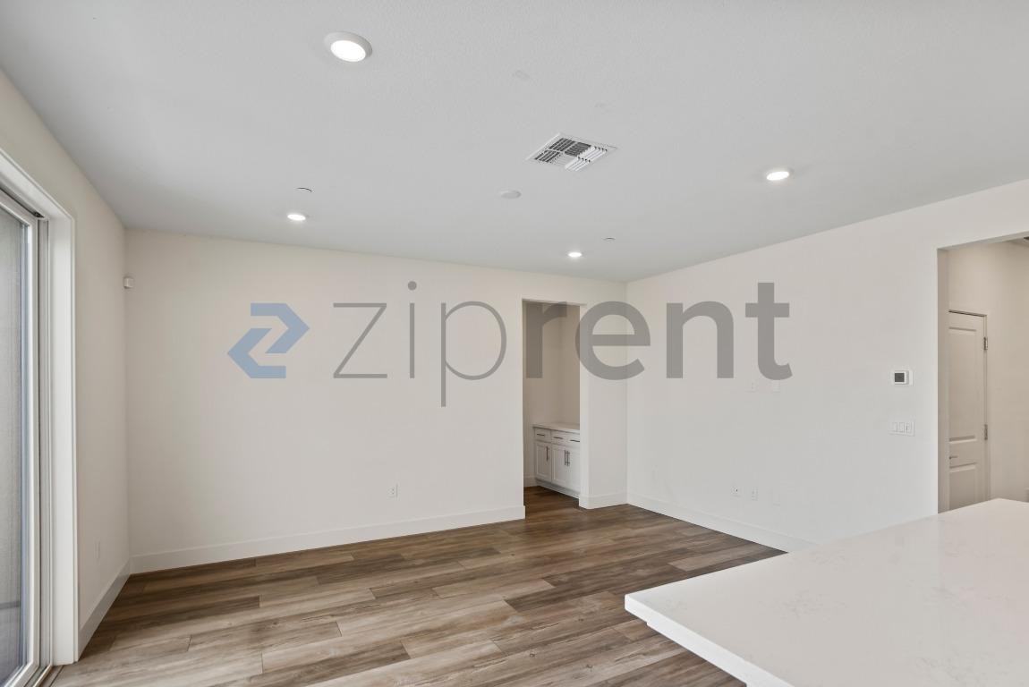 1765 Jade Pl - Photo 7 of 35