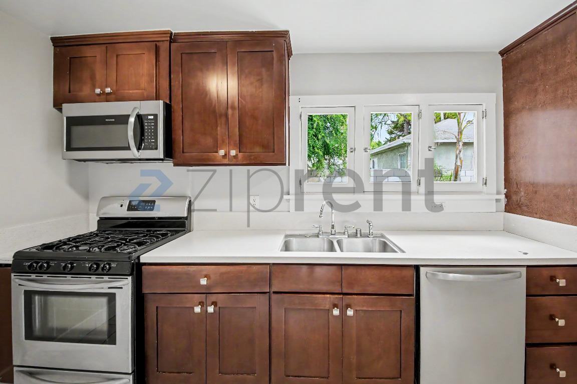 5717 Fair Ave - Photo 7 of 15