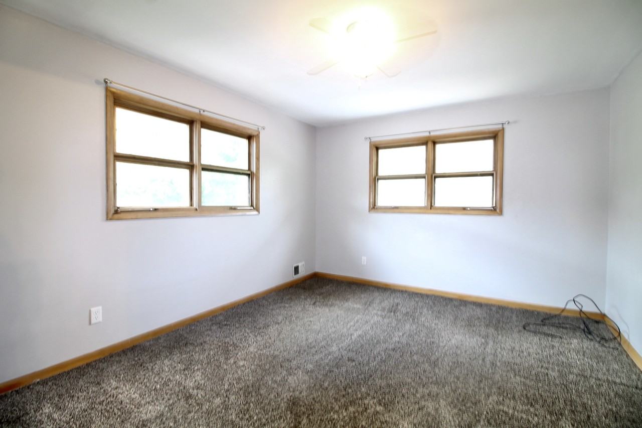 4527 12th Ave #3 - Photo 5 of 13