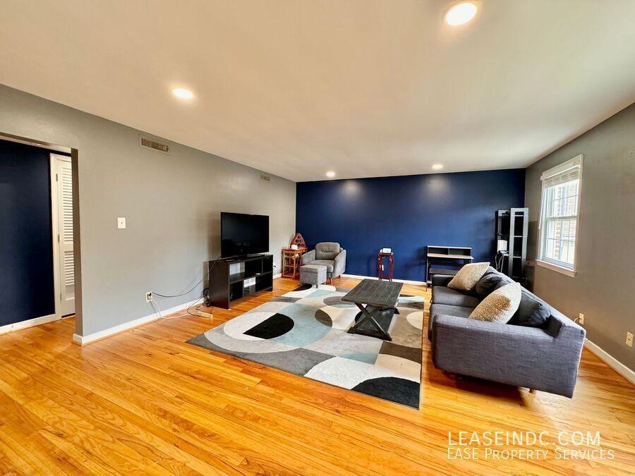 8203 Grubb Rd #G202 - Photo 4 of 21