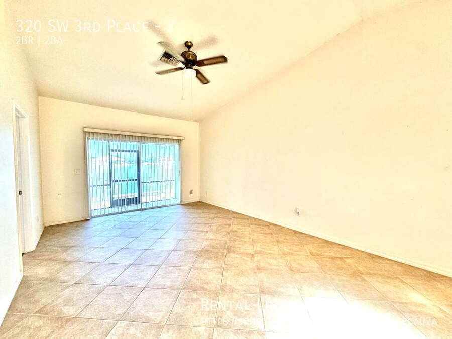 320 Sw 3rd Pl #2 - Photo 6 of 39