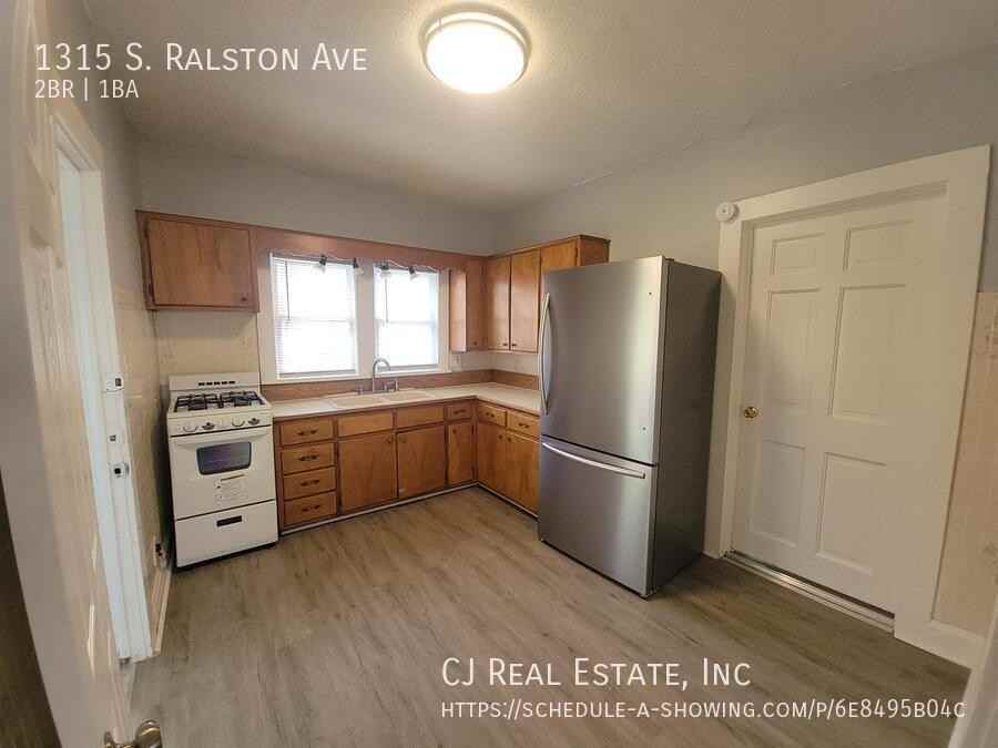 1315 S Ralston Ave - Photo 6 of 9