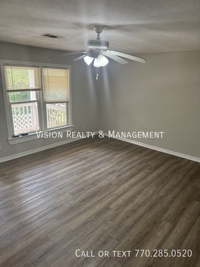 374 Cavender Creek Rd - Photo 7 of 26