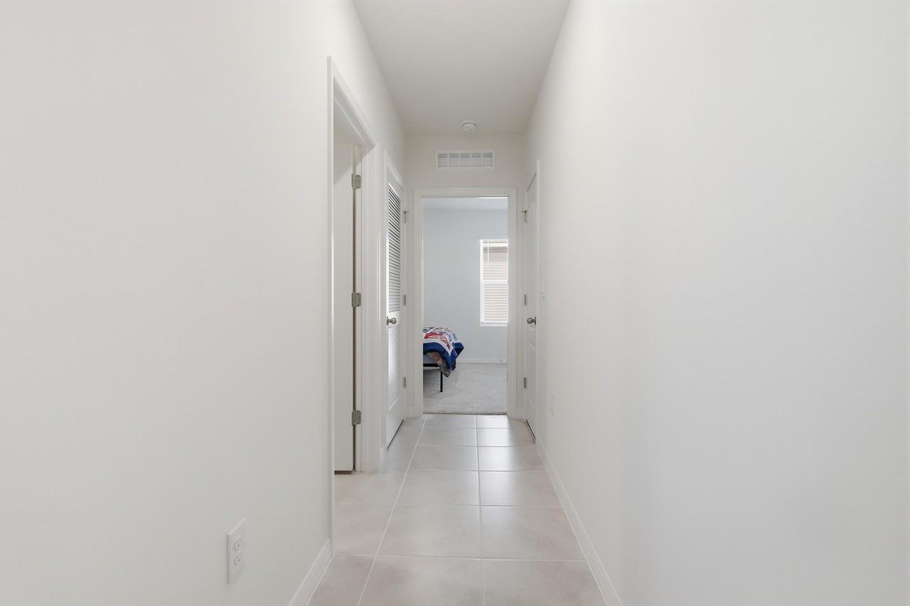 1732 Shadow Trace Way - Photo 3 of 24