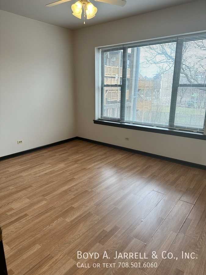 212 E 57th St 2nd Fl #098-212-2 - Photo 4 of 13